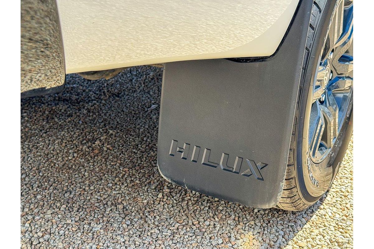 2024 Toyota Hilux SR GUN126R 4X4