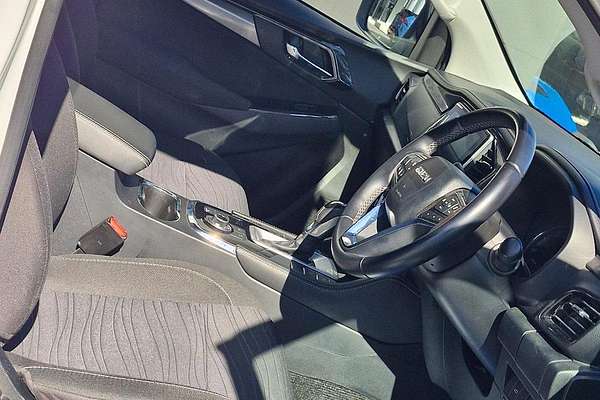 2022 Isuzu MU-X LS-U