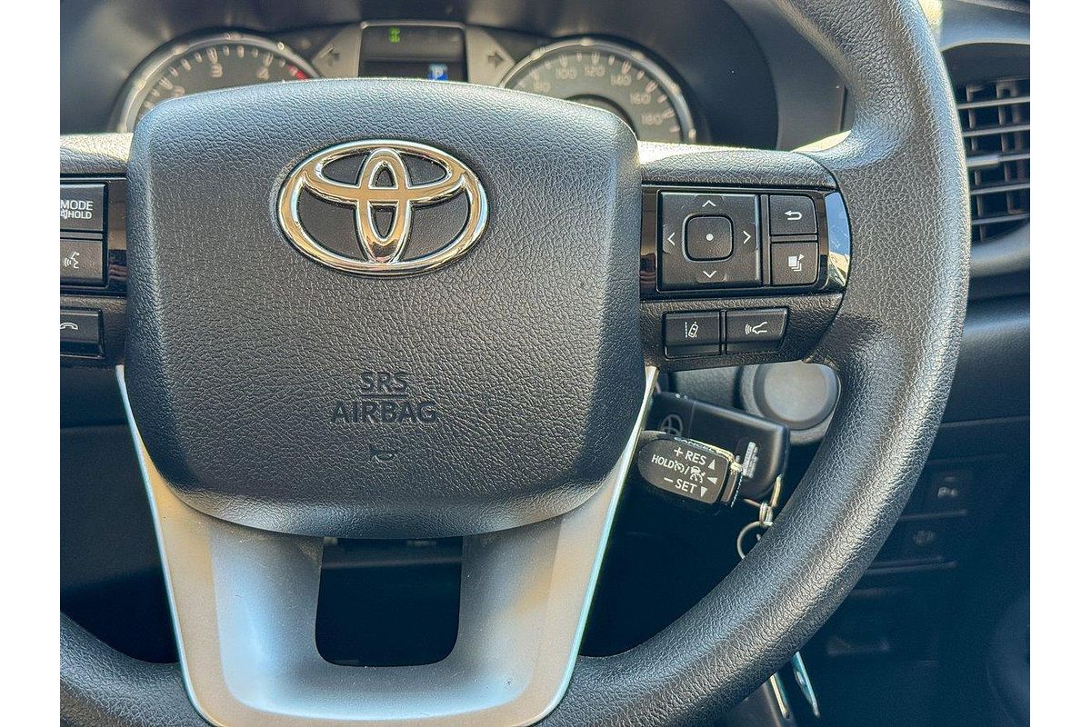 2024 Toyota Hilux SR GUN126R 4X4