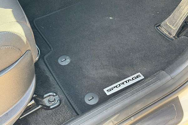 2022 Kia Sportage S NQ5