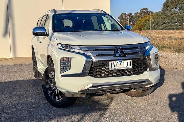 2022 Mitsubishi Pajero Sport GLS QF