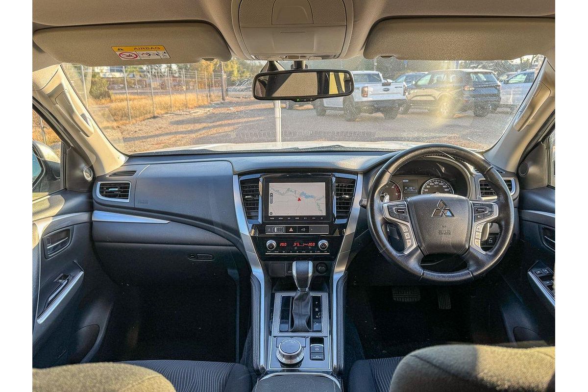 2022 Mitsubishi Pajero Sport GLS QF