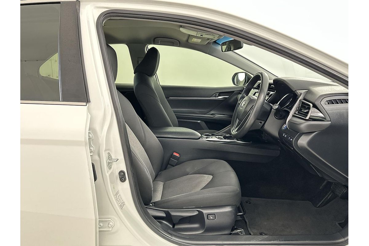 2019 Toyota Camry Ascent AXVH71R