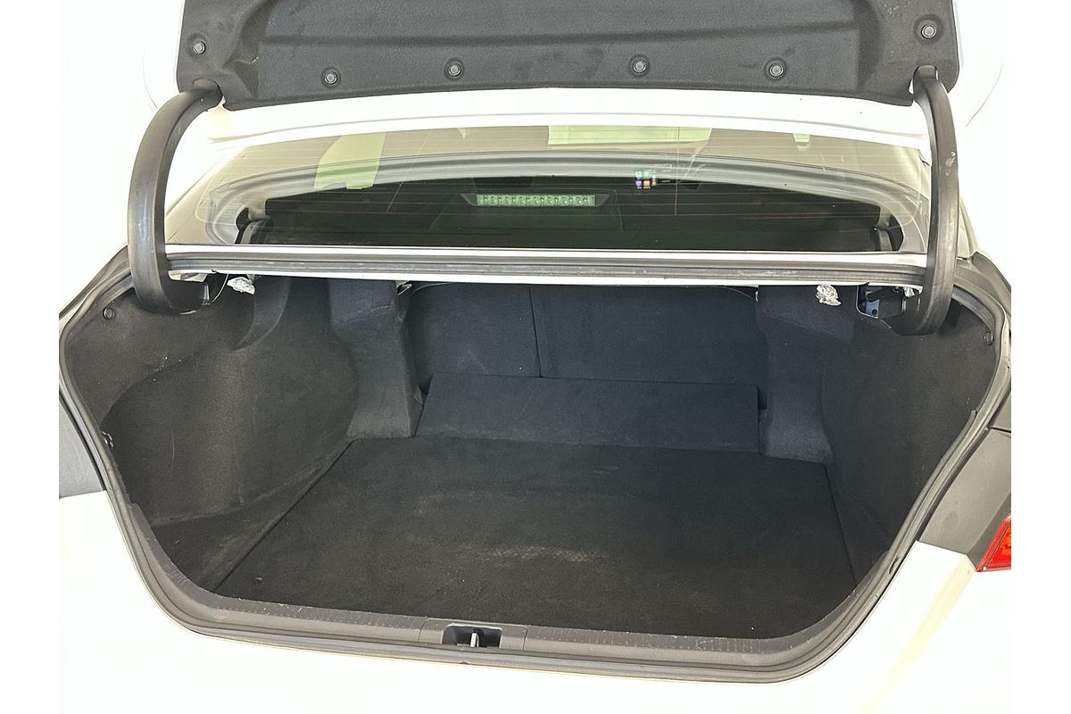 2019 Toyota Camry Ascent AXVH71R