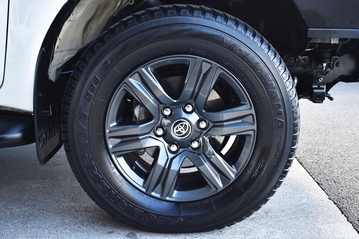 2023 Toyota Hilux SR GUN126R 4X4