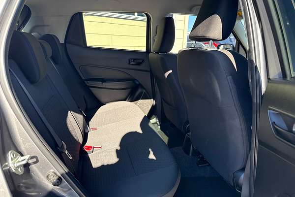 2017 Suzuki Swift GL Navigator AZ