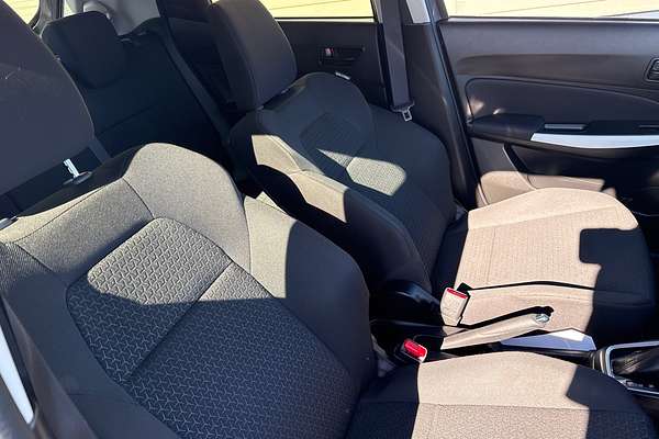 2017 Suzuki Swift GL Navigator AZ
