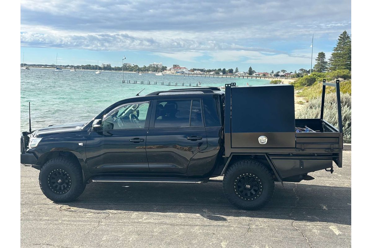2017 Toyota Landcruiser GXL VDJ200R