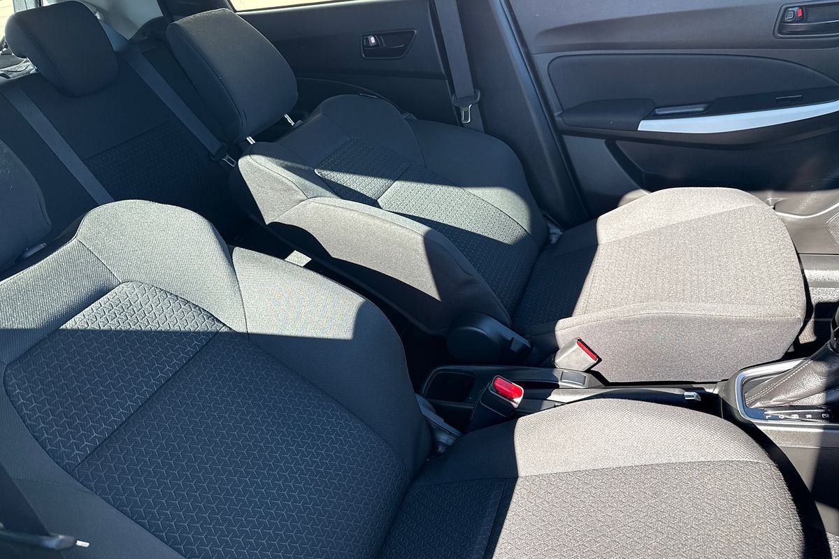2020 Suzuki Swift GL Navigator AZ Series II