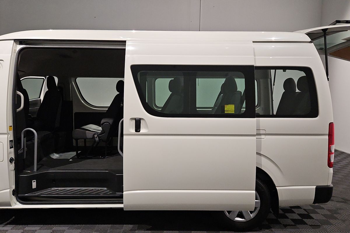 2011 Toyota Hiace Commuter TRH223R