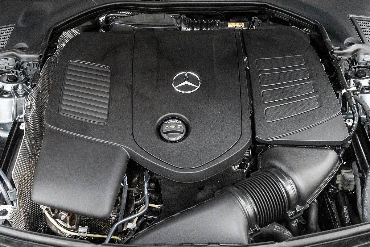 2024 Mercedes-Benz C-Class C200 W206