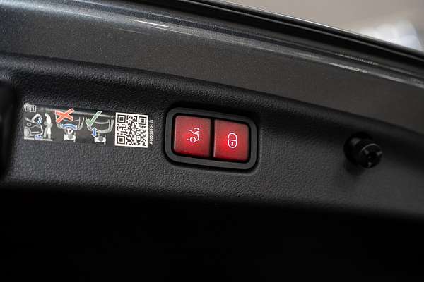 2024 Mercedes-Benz C-Class C200 W206