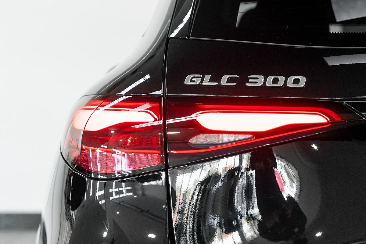 2024 Mercedes-Benz GLC-Class GLC300 X254
