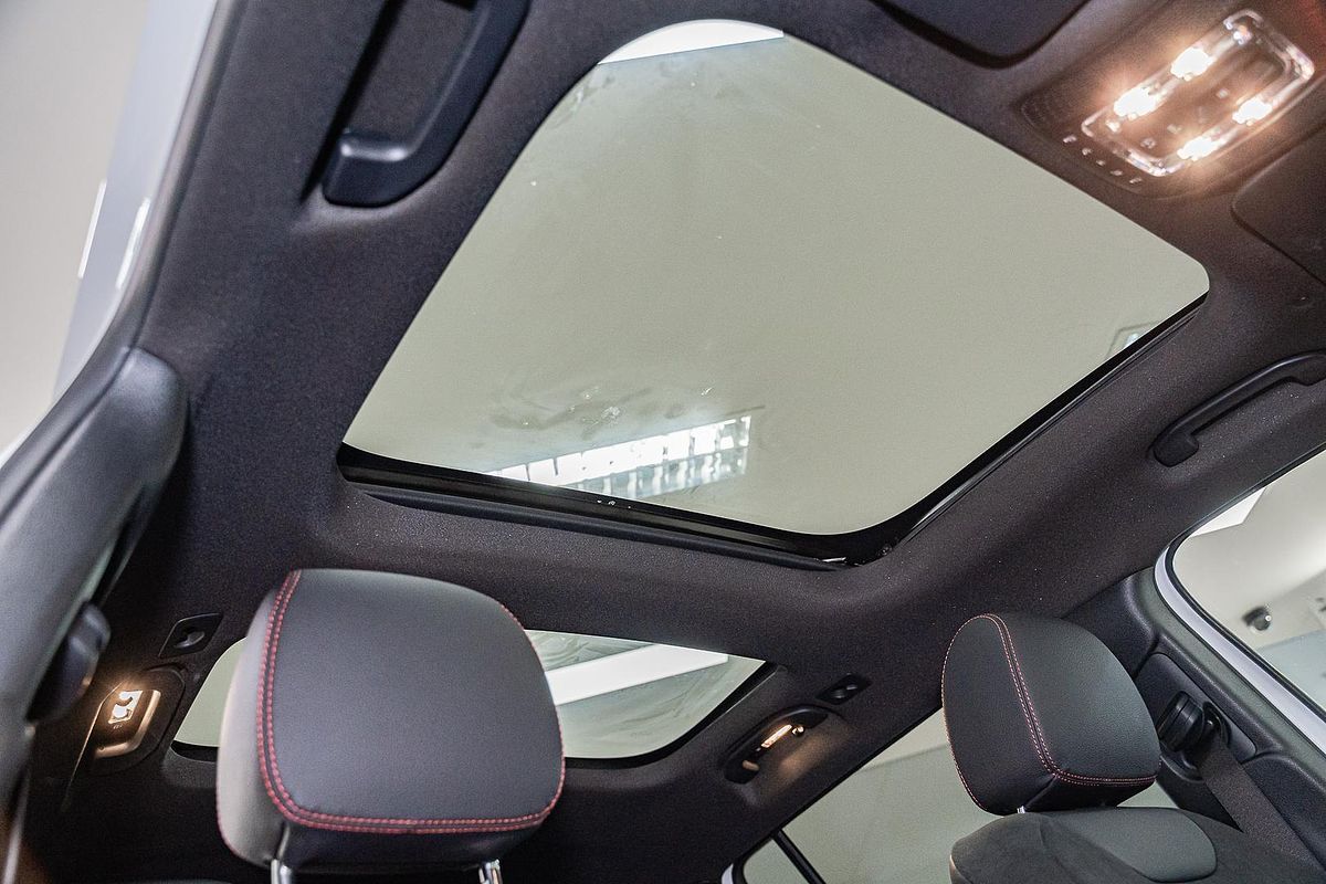 2024 Mercedes-Benz GLB-Class GLB250 X247