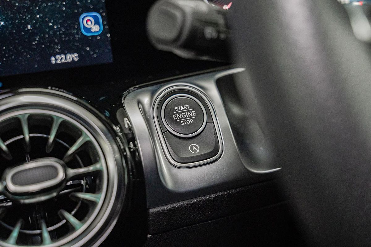 2024 Mercedes-Benz GLB-Class GLB250 X247