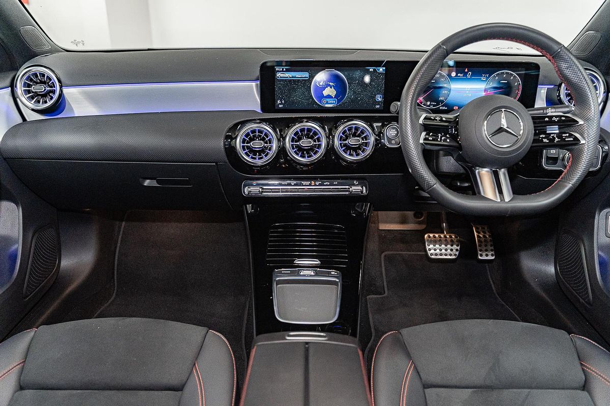 2024 Mercedes-Benz A-Class A200 V177