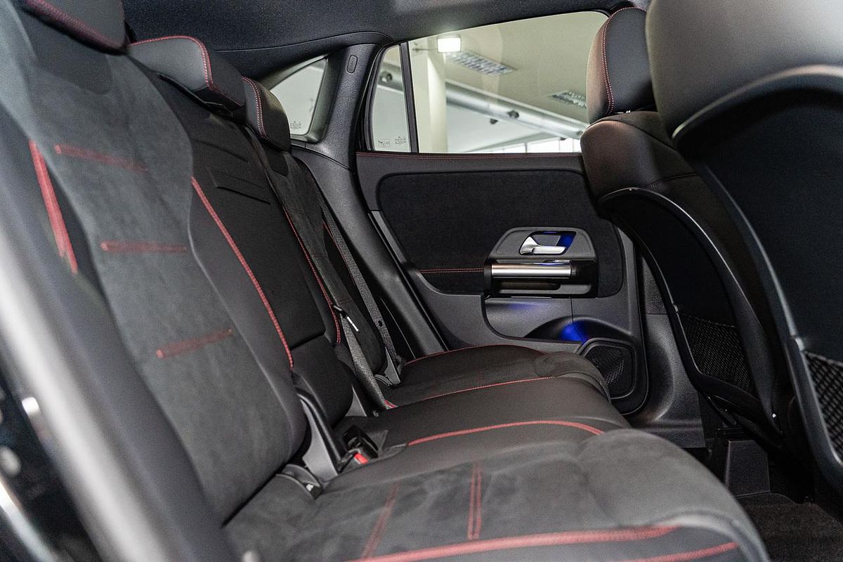 2024 Mercedes-Benz GLA-Class GLA200 H247