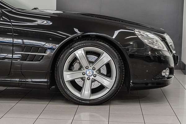 2009 Mercedes-Benz SL-Class SL350 R230