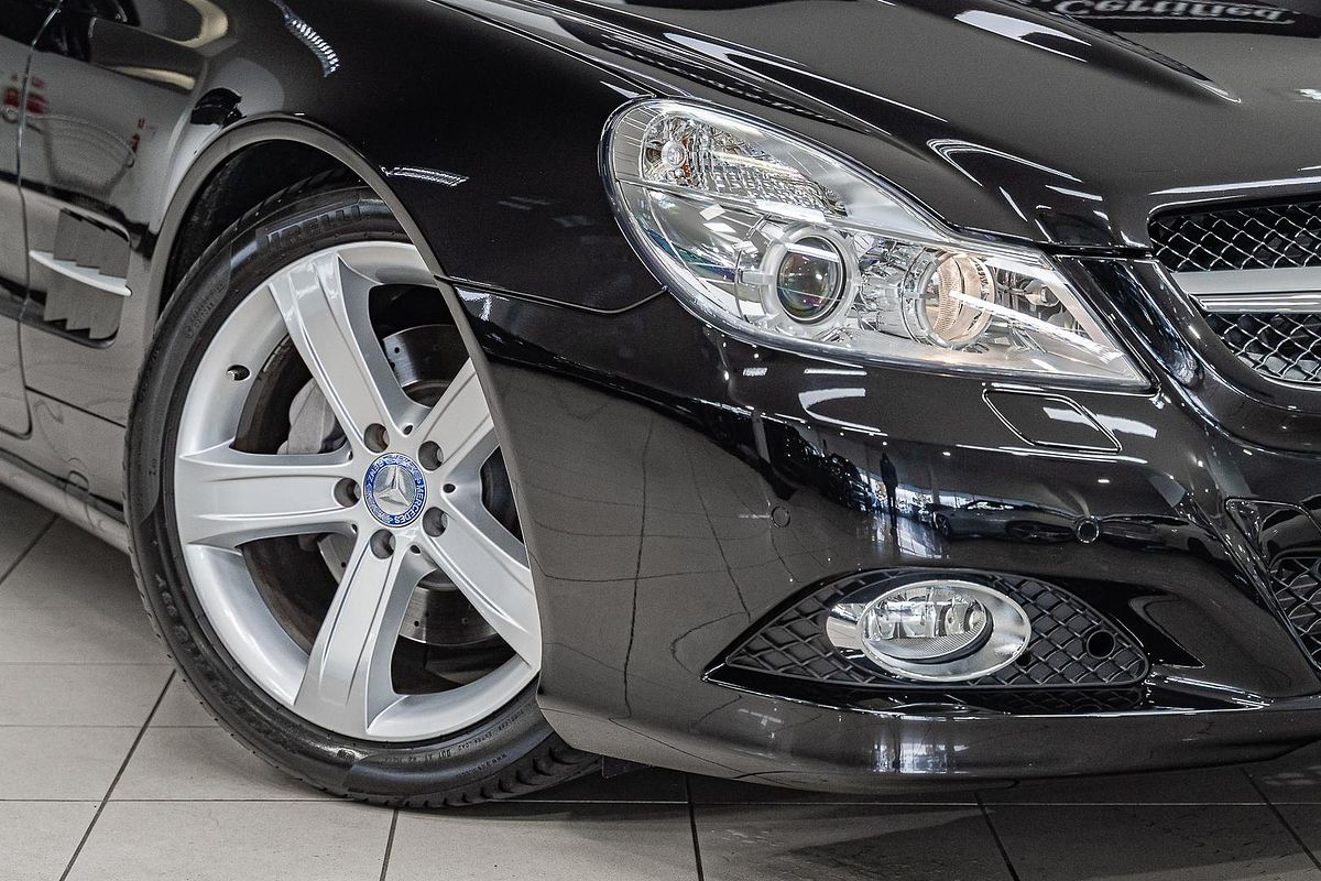 2009 Mercedes-Benz SL-Class SL350 R230
