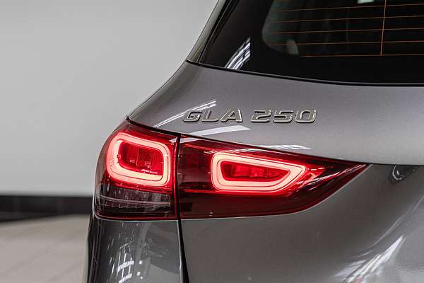2022 Mercedes-Benz GLA-Class GLA250 H247