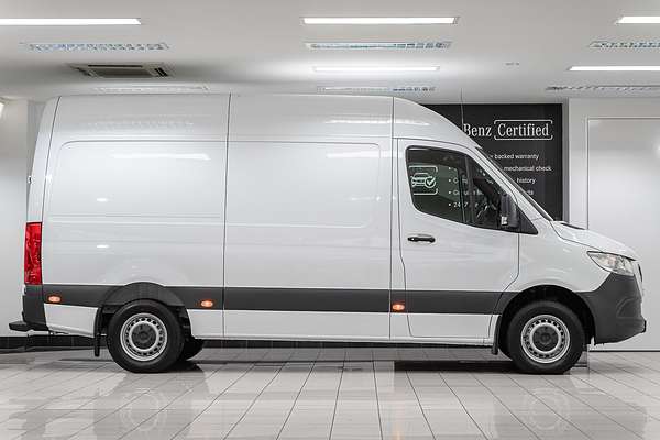 2023 Mercedes-Benz Sprinter 311CDI VS30