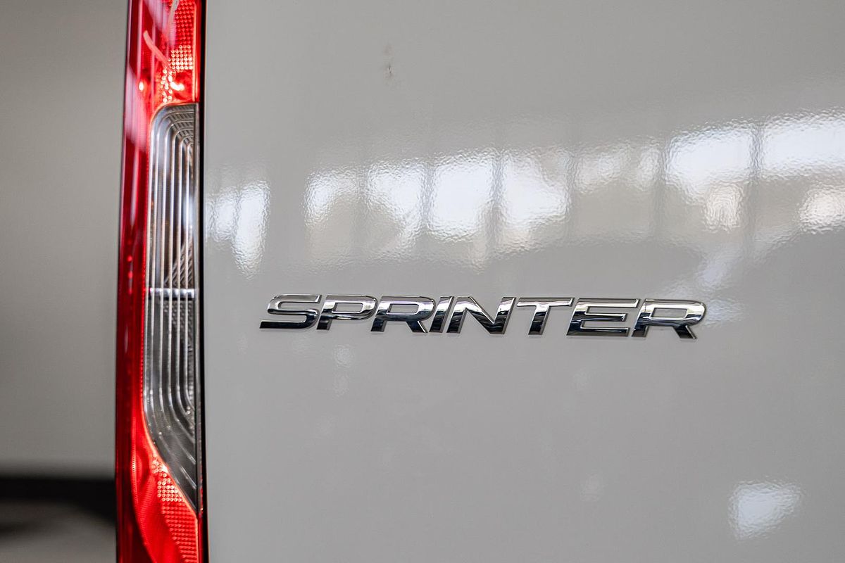 2023 Mercedes-Benz Sprinter 311CDI VS30