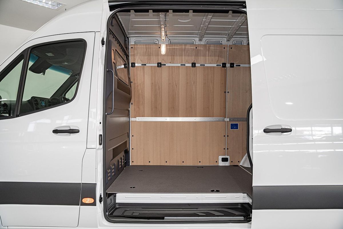 2023 Mercedes-Benz Sprinter 311CDI VS30