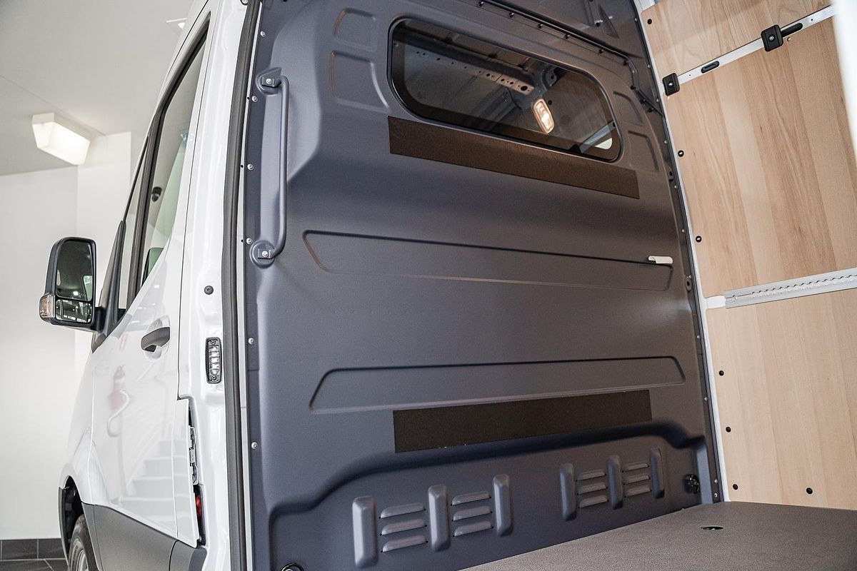 2023 Mercedes-Benz Sprinter 311CDI VS30