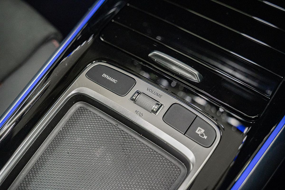2024 Mercedes-Benz GLA-Class GLA200 H247