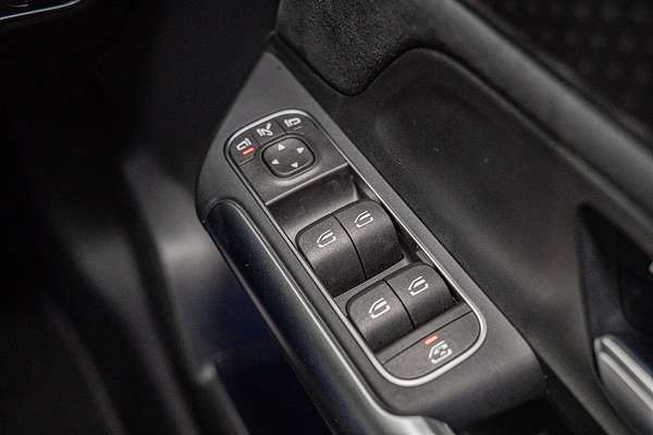 2024 Mercedes-Benz GLA-Class GLA200 H247
