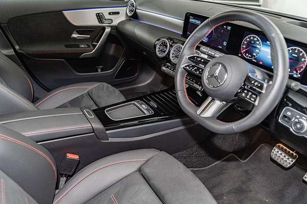 2024 Mercedes-Benz A-Class A200 W177