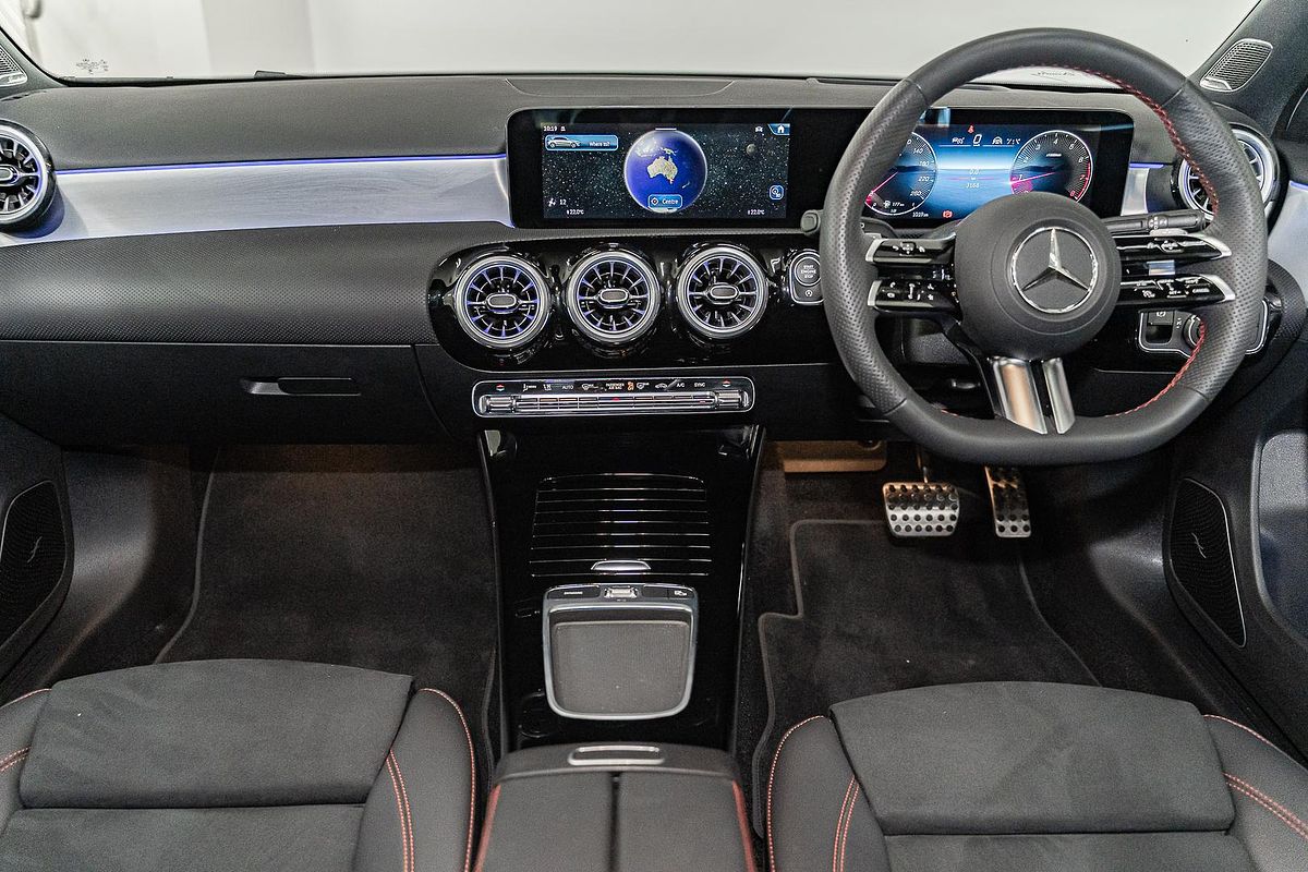 2024 Mercedes-Benz A-Class A200 W177