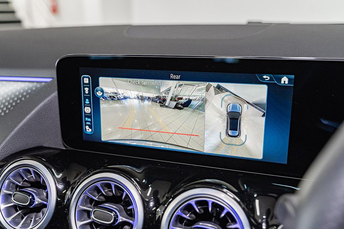 2025 Mercedes-Benz GLA-Class GLA200 H247