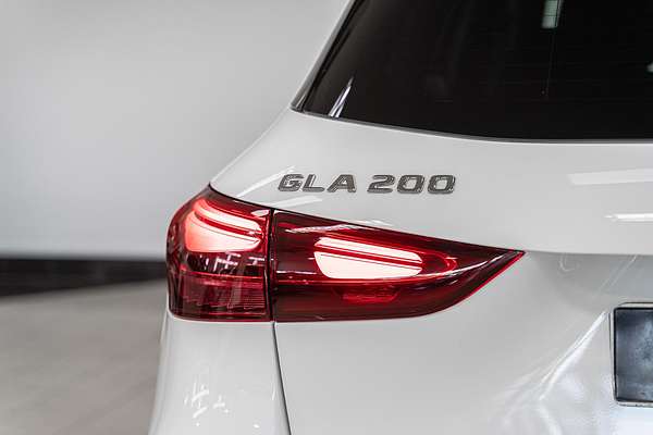 2025 Mercedes-Benz GLA-Class GLA200 H247