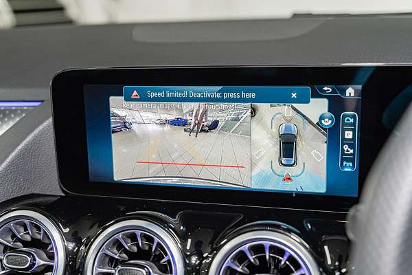 2025 Mercedes-Benz GLA-Class GLA200 H247