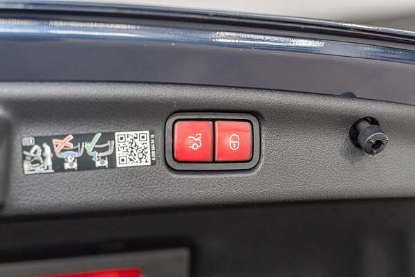 2024 Mercedes-Benz C-Class C200 W206