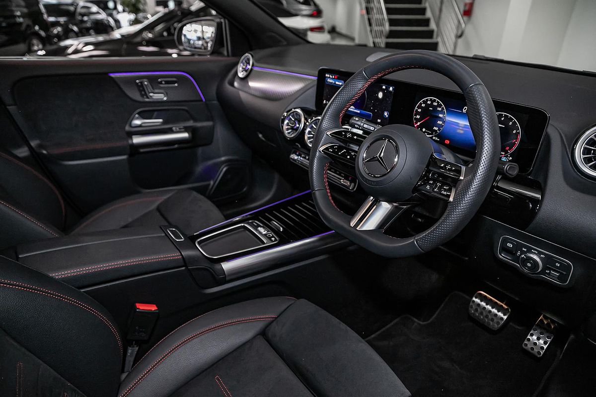 2025 Mercedes-Benz GLA-Class GLA200 H247