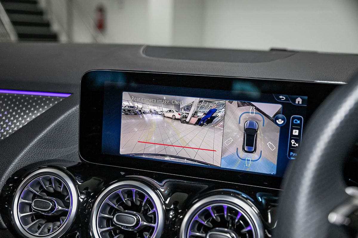 2025 Mercedes-Benz GLA-Class GLA200 H247