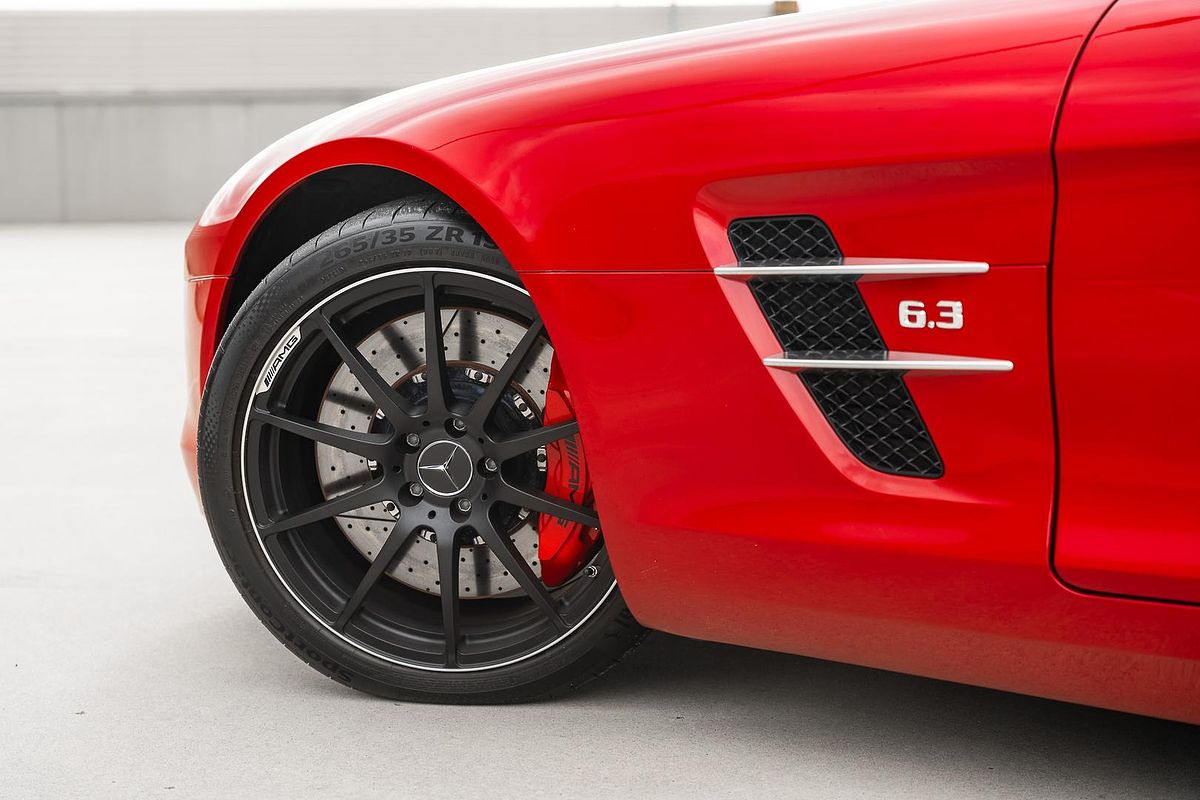 2012 Mercedes-Benz SLS-Class SLS AMG R197