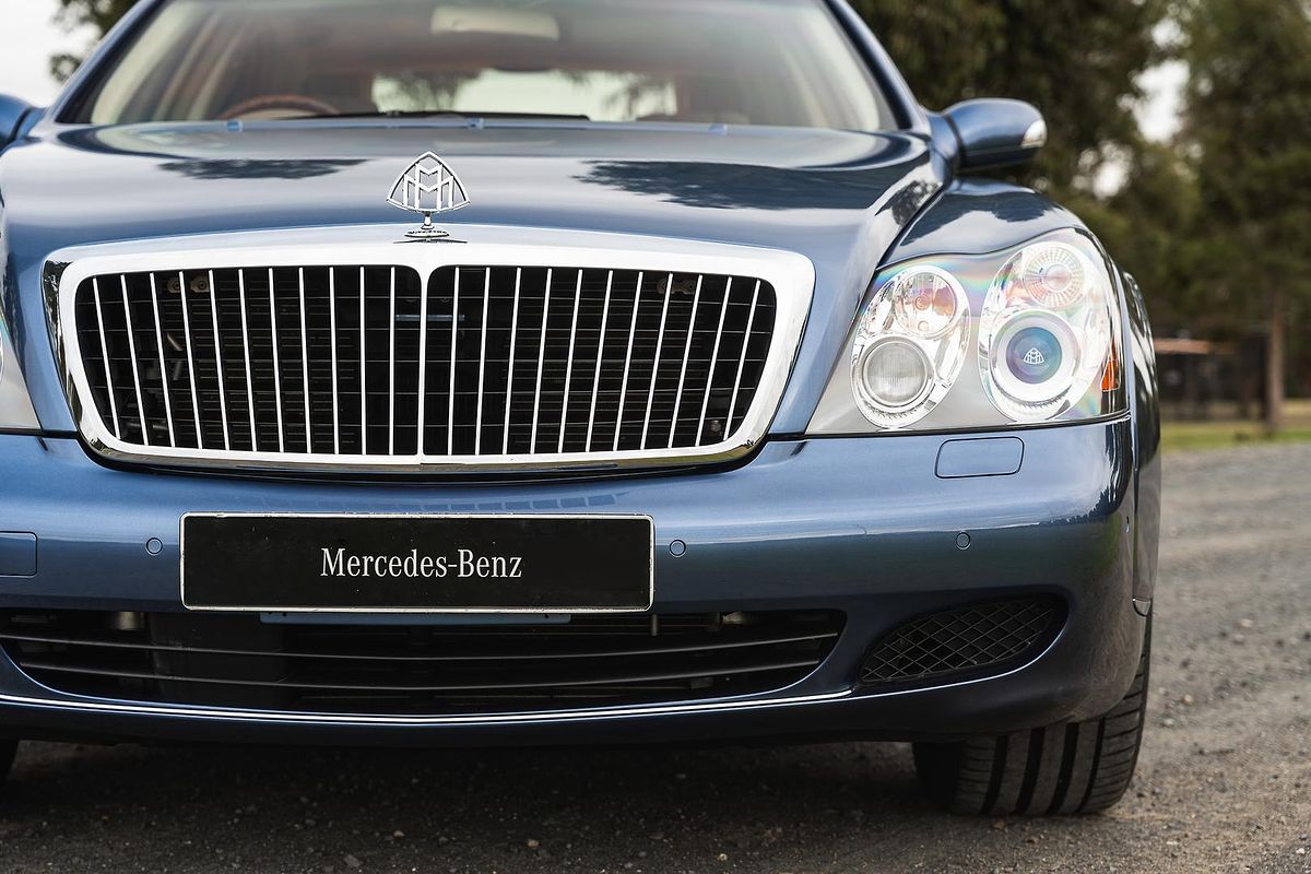 2004 Maybach 57 240