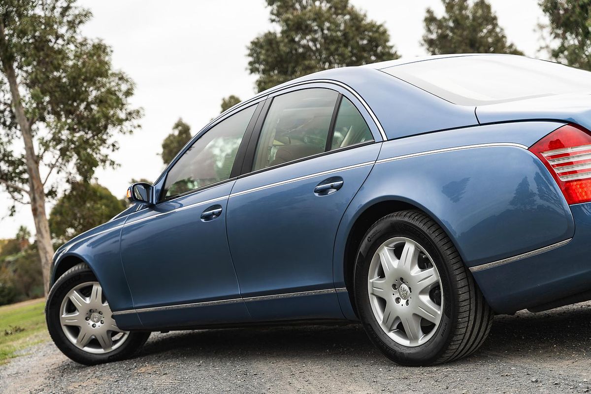2004 Maybach 57 240