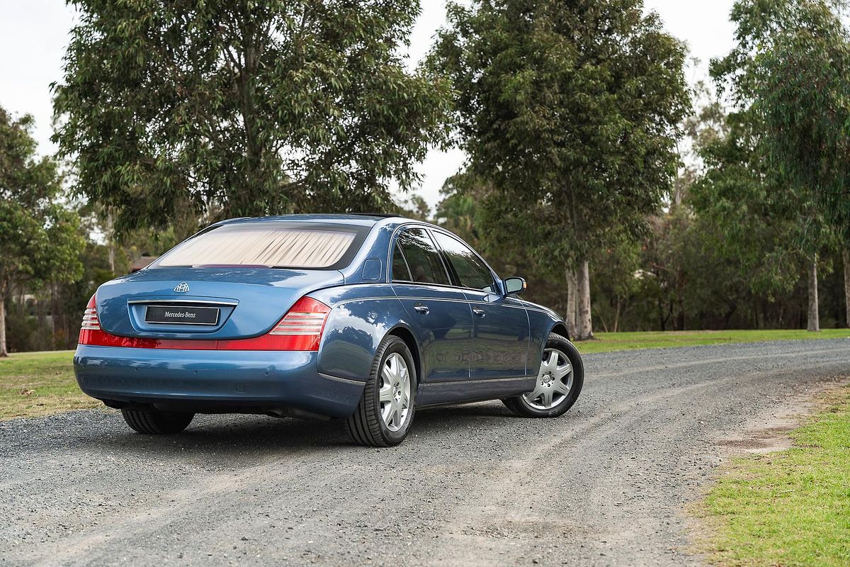 2004 Maybach 57 240
