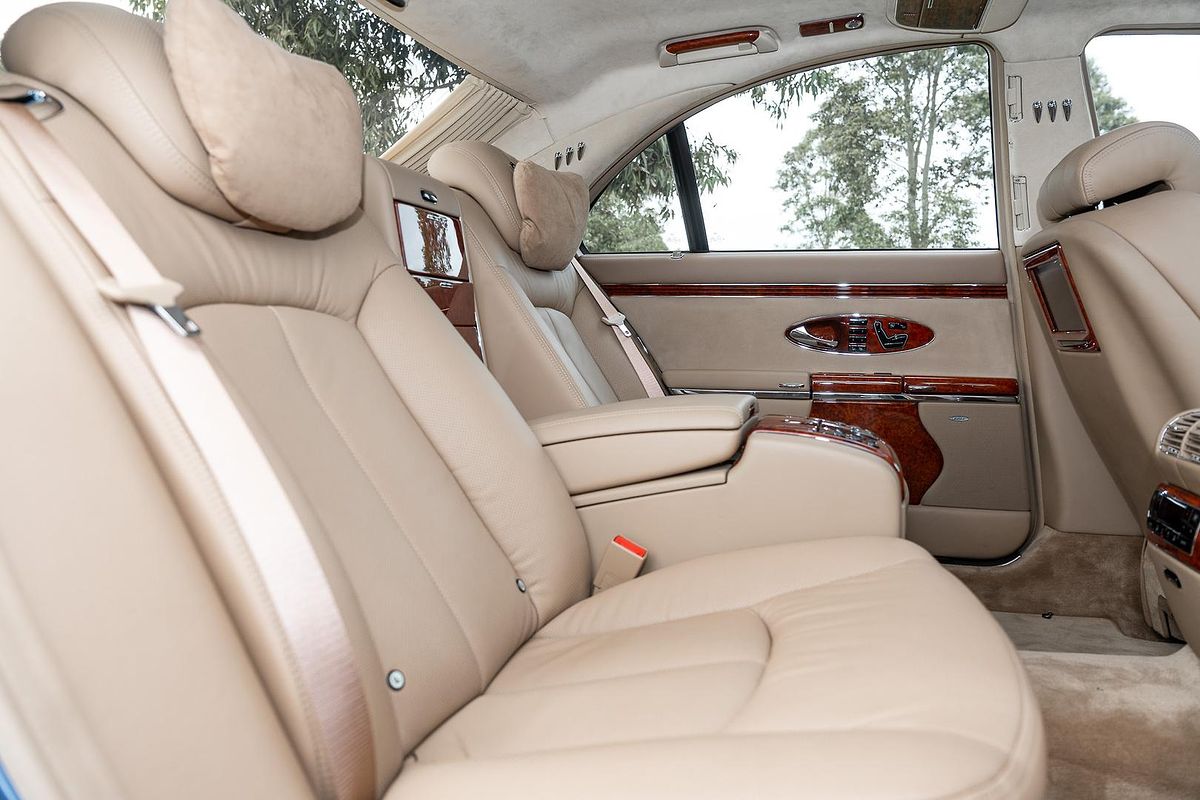 2004 Maybach 57 240