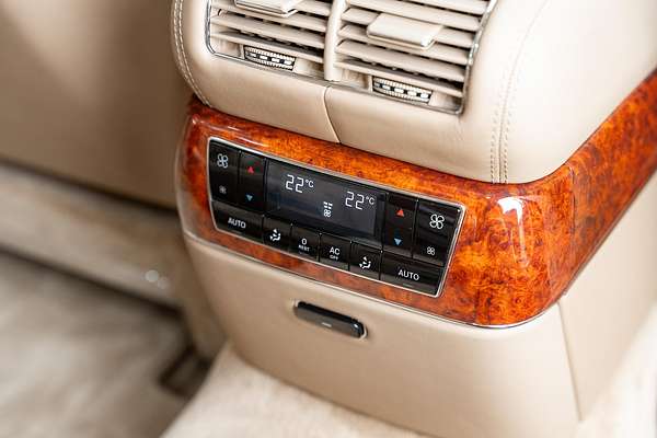 2004 Maybach 57 240