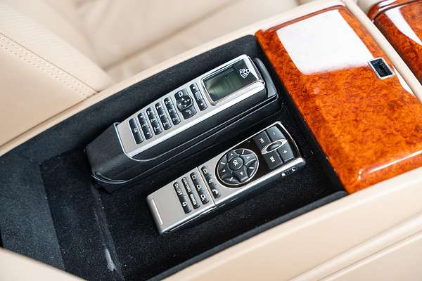 2004 Maybach 57 240