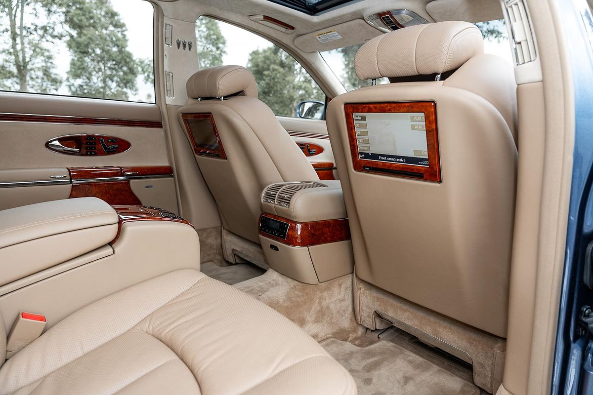 2004 Maybach 57 240