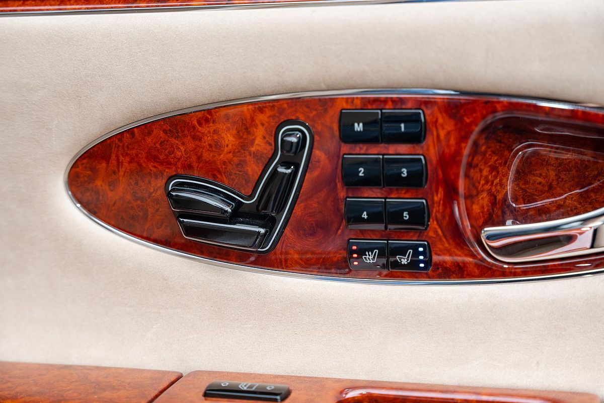 2004 Maybach 57 240