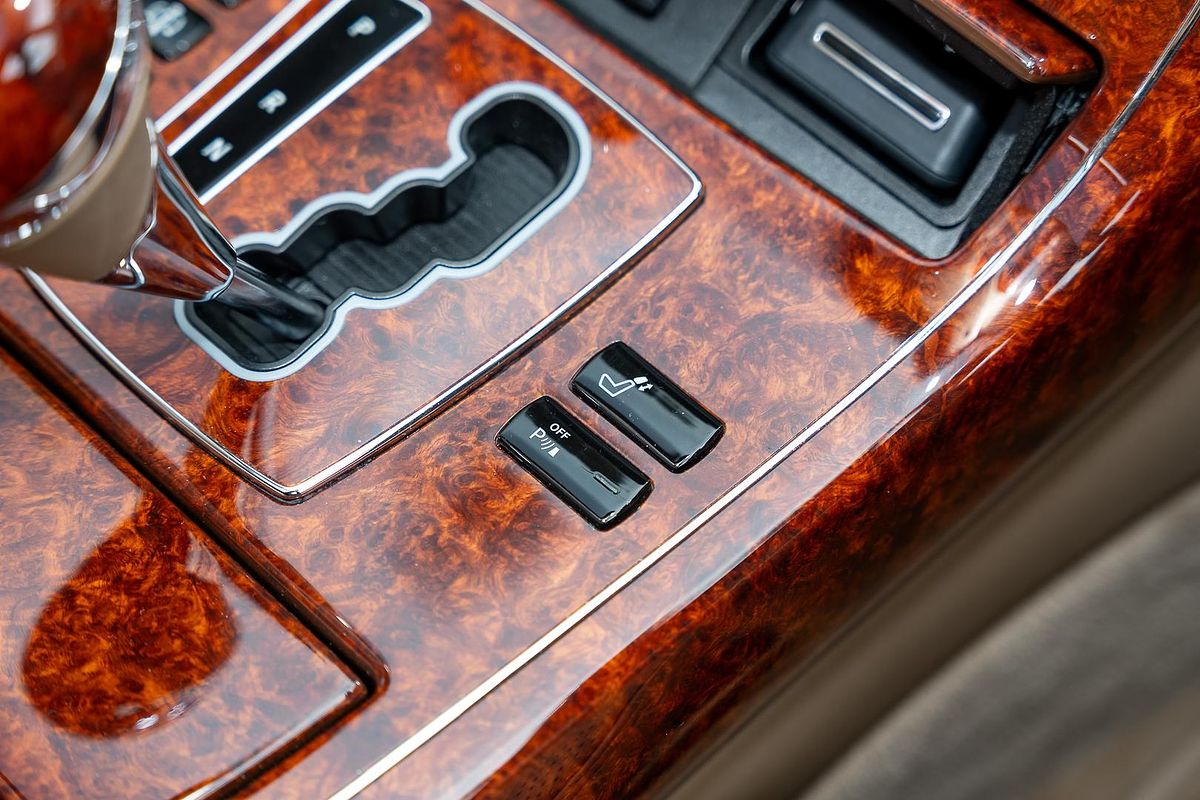 2004 Maybach 57 240