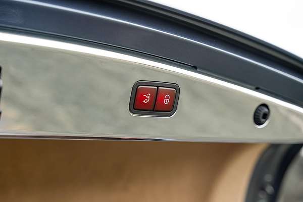 2004 Maybach 57 240
