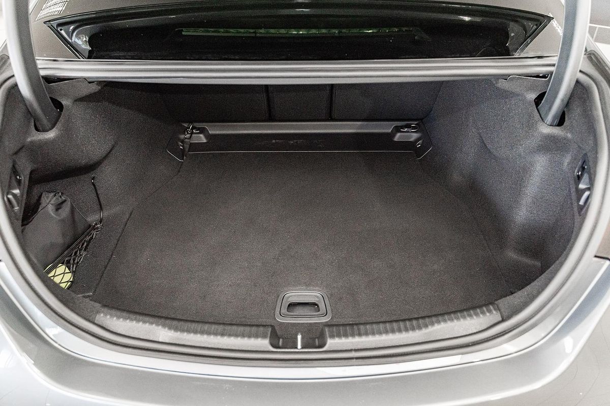 2024 Mercedes-Benz C-Class C300 W206